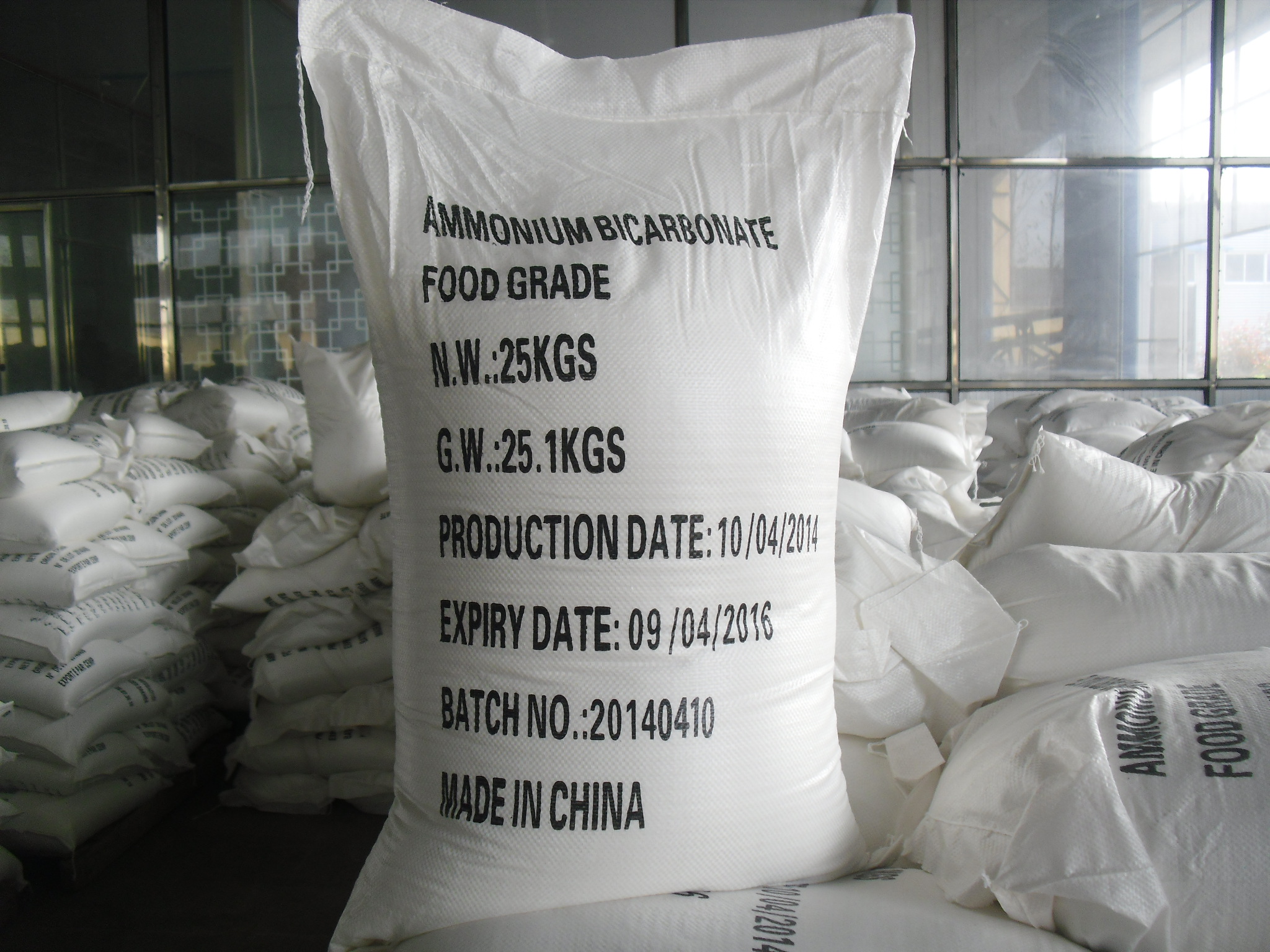 Ammonium bicarbonate 